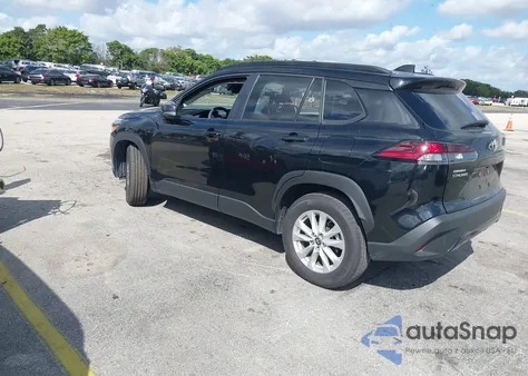 2026 Toyota Corolla Cross Le z USA, uszkodzony, nr VIN 7MUCAAAG2TV155412